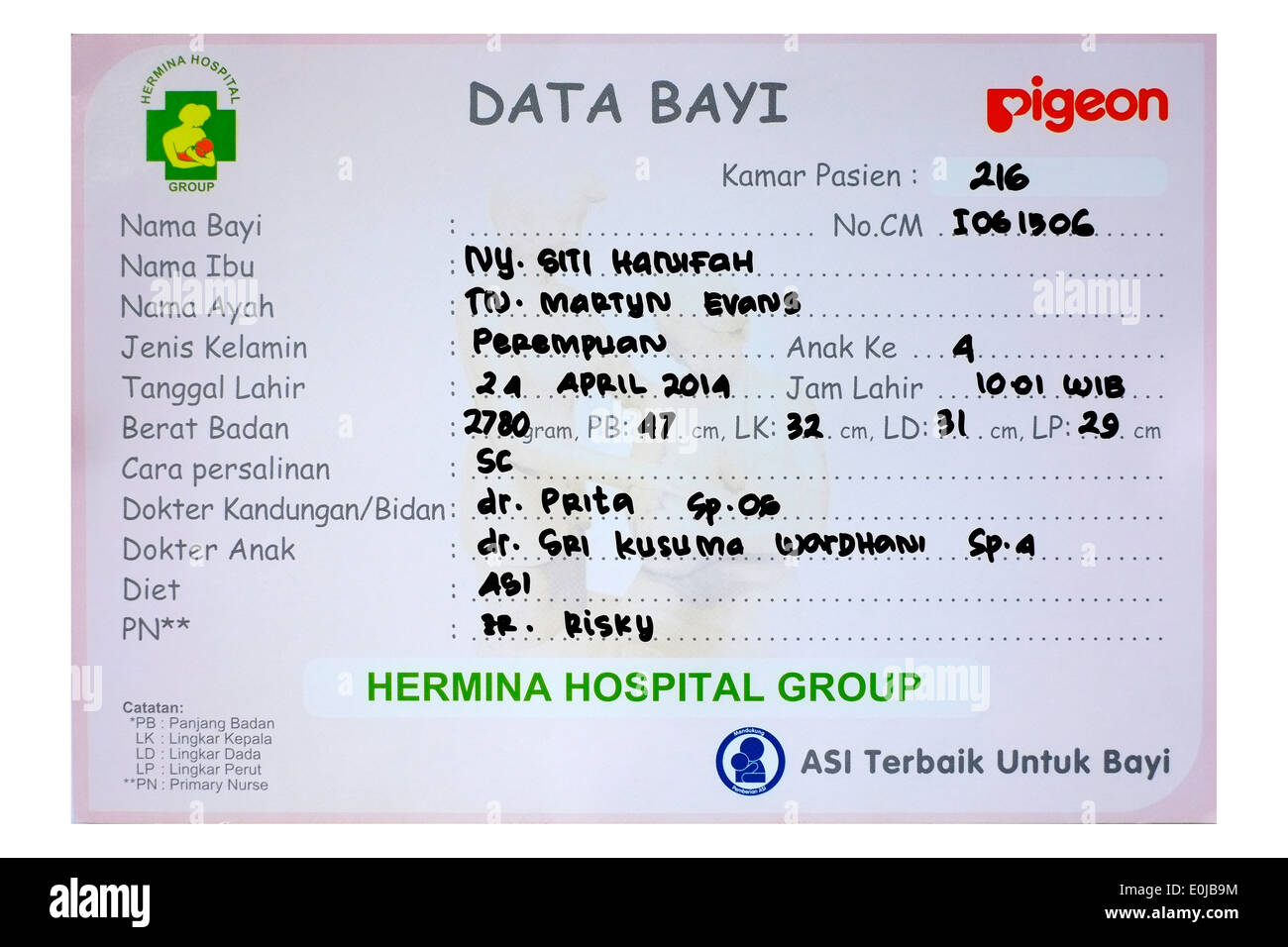 Les papiers d'identité de l'hôpital pour nouveau-né à l'hôpital malang est de Java en Indonésie Banque D'Images