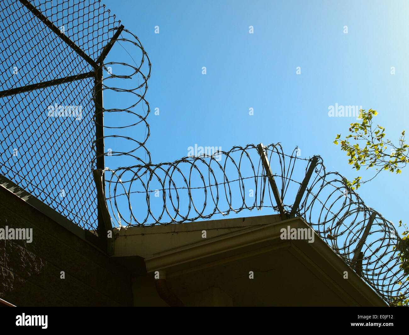 Sur le fil du rasoir sur le dessus du consulat général de la République populaire de Chine San Francisco Banque D'Images