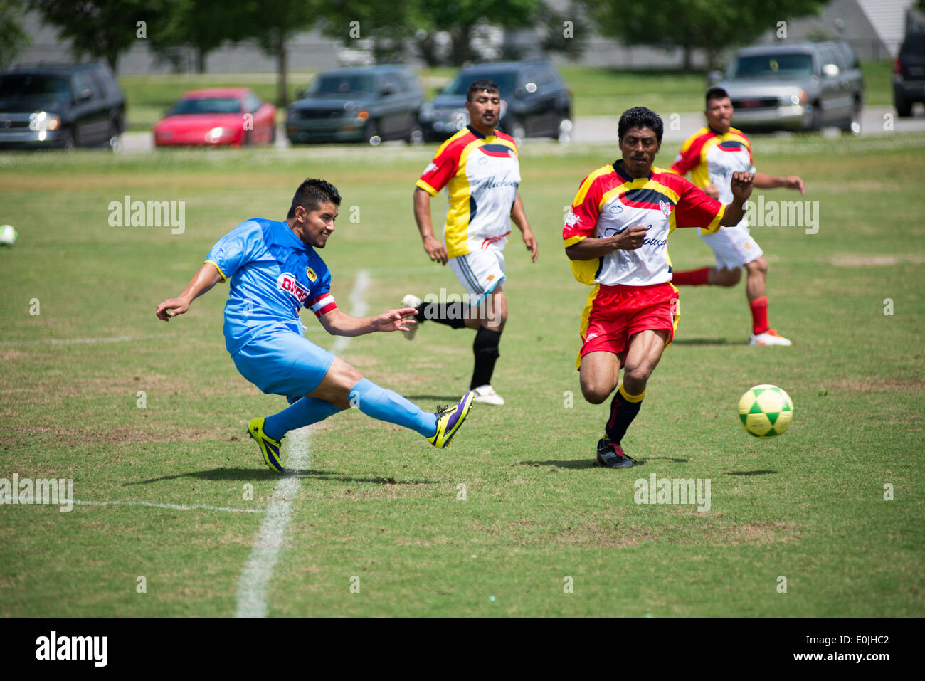 Une ligue de soccer hispanique joue un match de Knoxville, Tennessee Banque D'Images