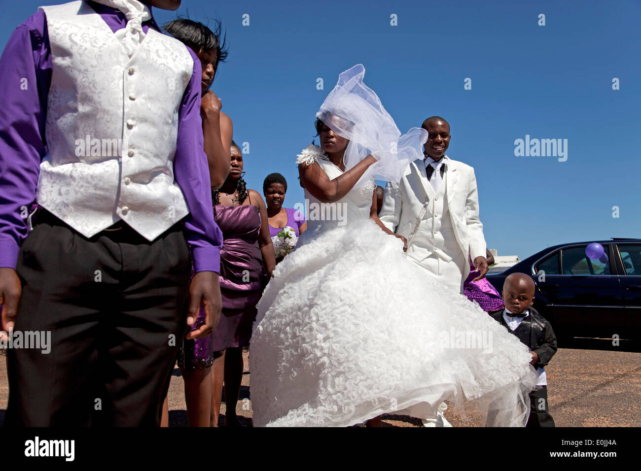 Mariage africain Banque de photographies et d'images à haute résolution -  Alamy