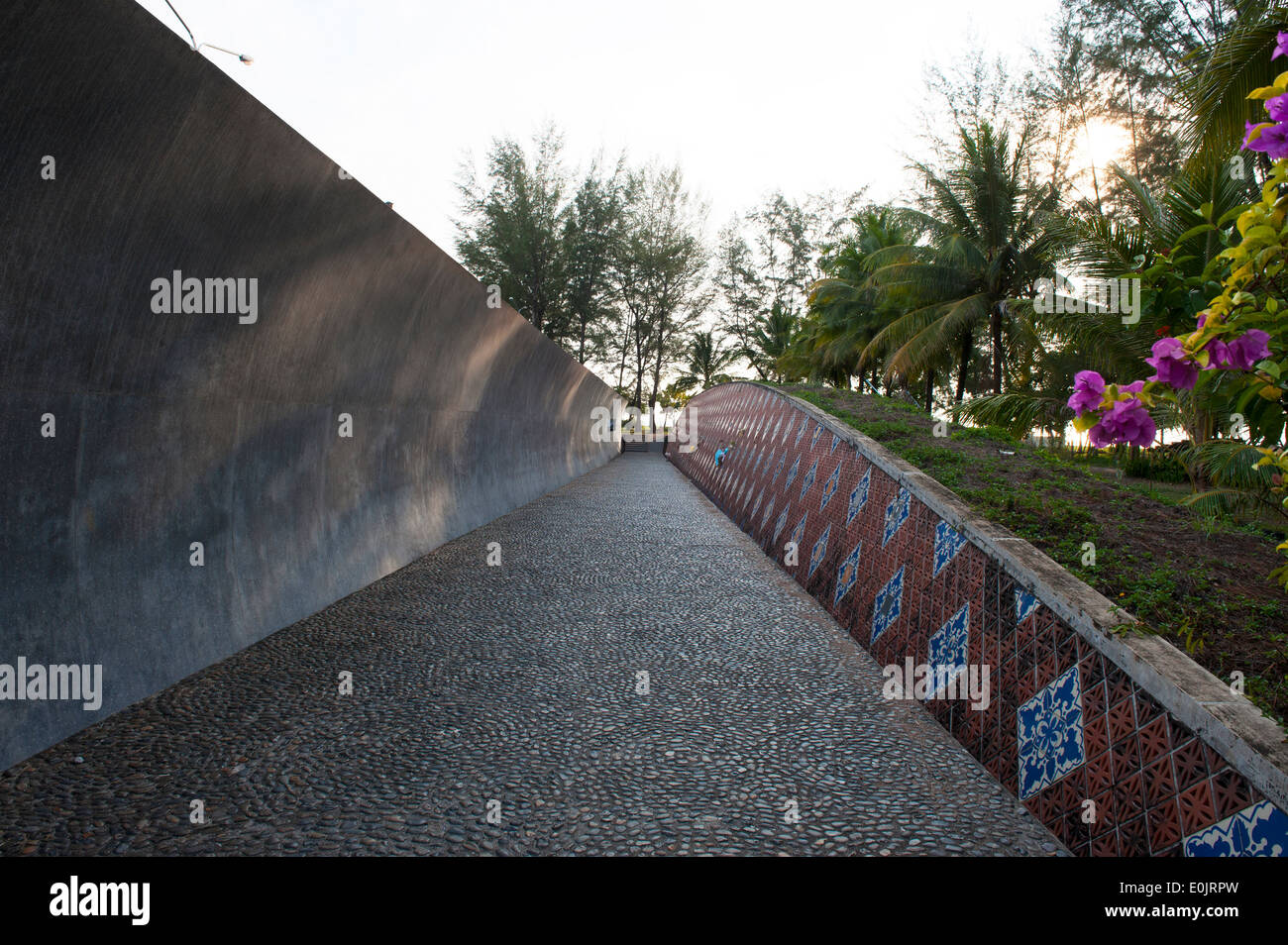 Baan Nam Khen Mémorial du tsunami, la Thaïlande. Des milliers de personnes ont perdu la vie lorsque le tsunami a frappé Baan Nam Khen en 2004 Banque D'Images