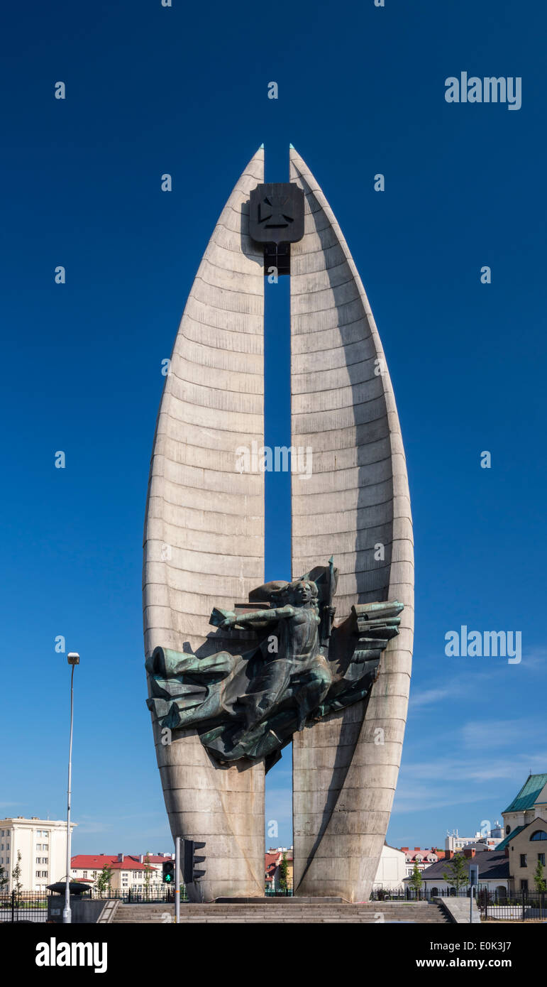 Réalisation révolutionnaire aka Lutte révolutionnaire monument, construit 1974 par le gouvernement communiste, Rzeszow, Pologne Malopolska, Banque D'Images