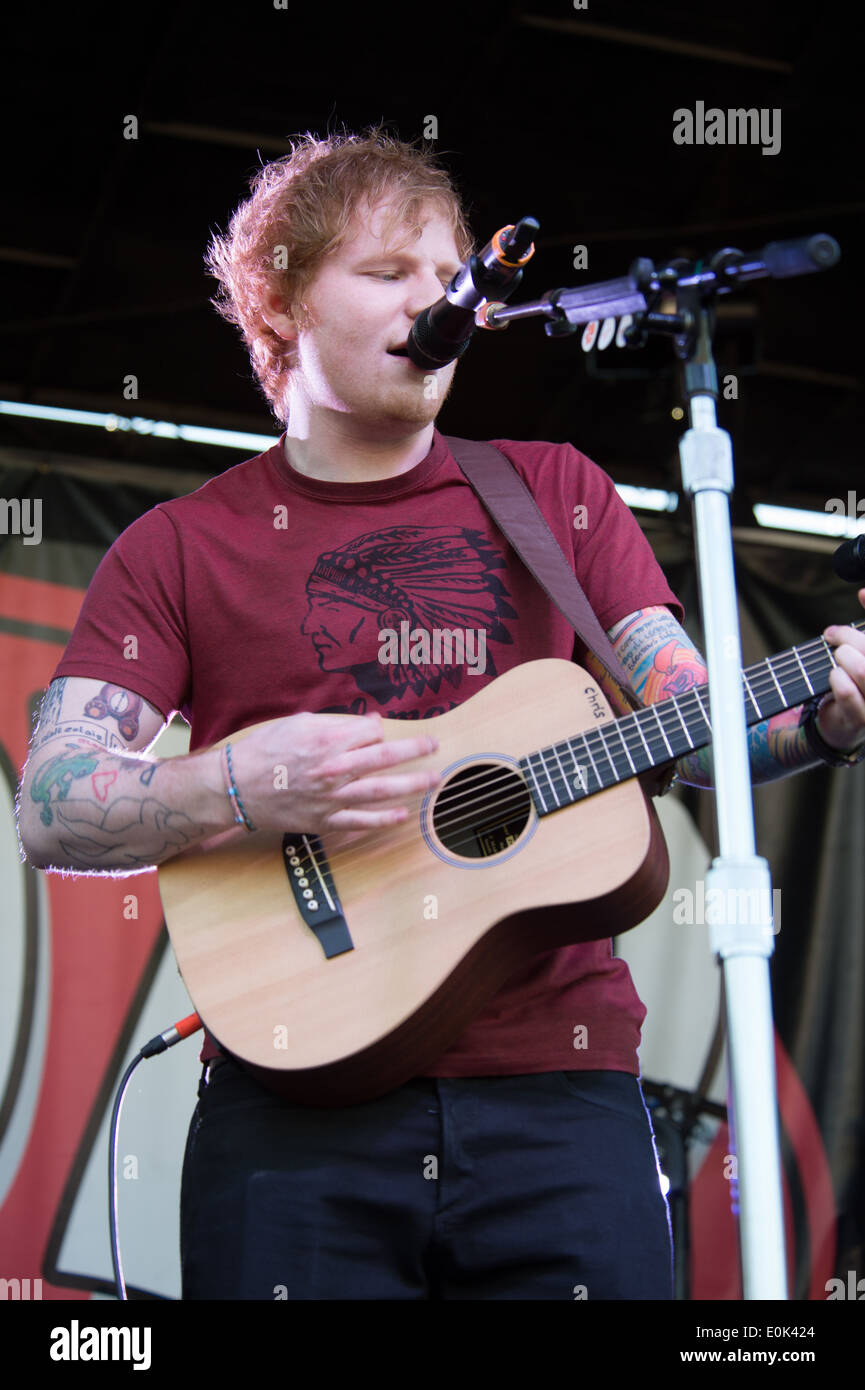 Ed Sheeran joue à l'appui de la station de radio de Los Angeles 107.9's EndFest Banque D'Images