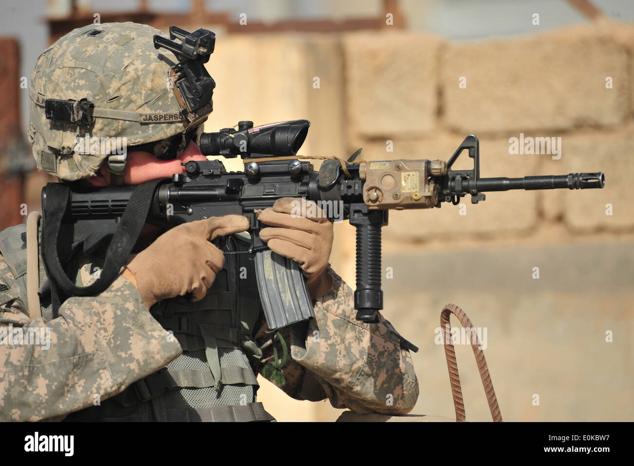 La CPS de l'armée américaine. Ethan Jasperson, de Garland, Texas, attaché à l'Administration centrale et de l'Administration centrale, l'entreprise 1er Bataillon, 8e Calvar Banque D'Images