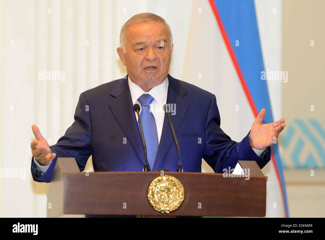 Samarkand, Ouzbékistan. 15 mai, 2014. En Ouzbékistan, le Président Islam Karimov parle lors de la cérémonie d'ouverture de la Conférence internationale intitulée "L'héritage historique de scientifiques et de penseurs de l'époque médiévale à l'Est, son rôle et l'importance de la civilisation moderne" à Samarkand, Ouzbékistan, le 15 mai 2014. © Sadate/Xinhua/Alamy Live News Banque D'Images
