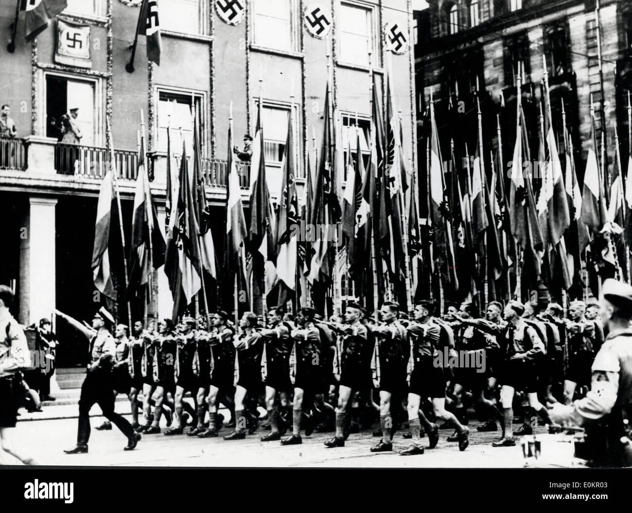 La jeunesse d'Hitler à un congrès nazi à Nuremberg Banque D'Images