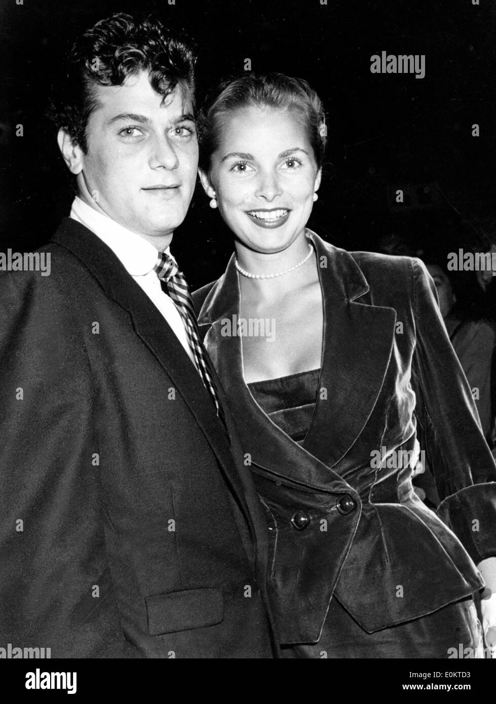 Acteur Tony Curtis avec sa femme Janet Leigh dans Hollywood Banque D'Images