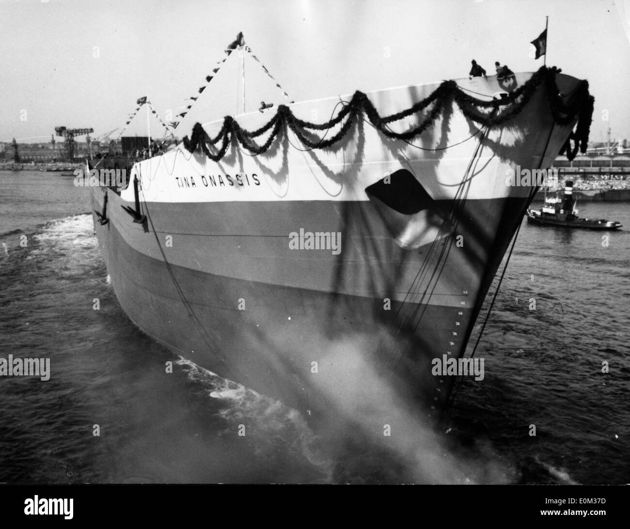 L'Aristote Onassis navire 'Tina Onassis venant au port Banque D'Images