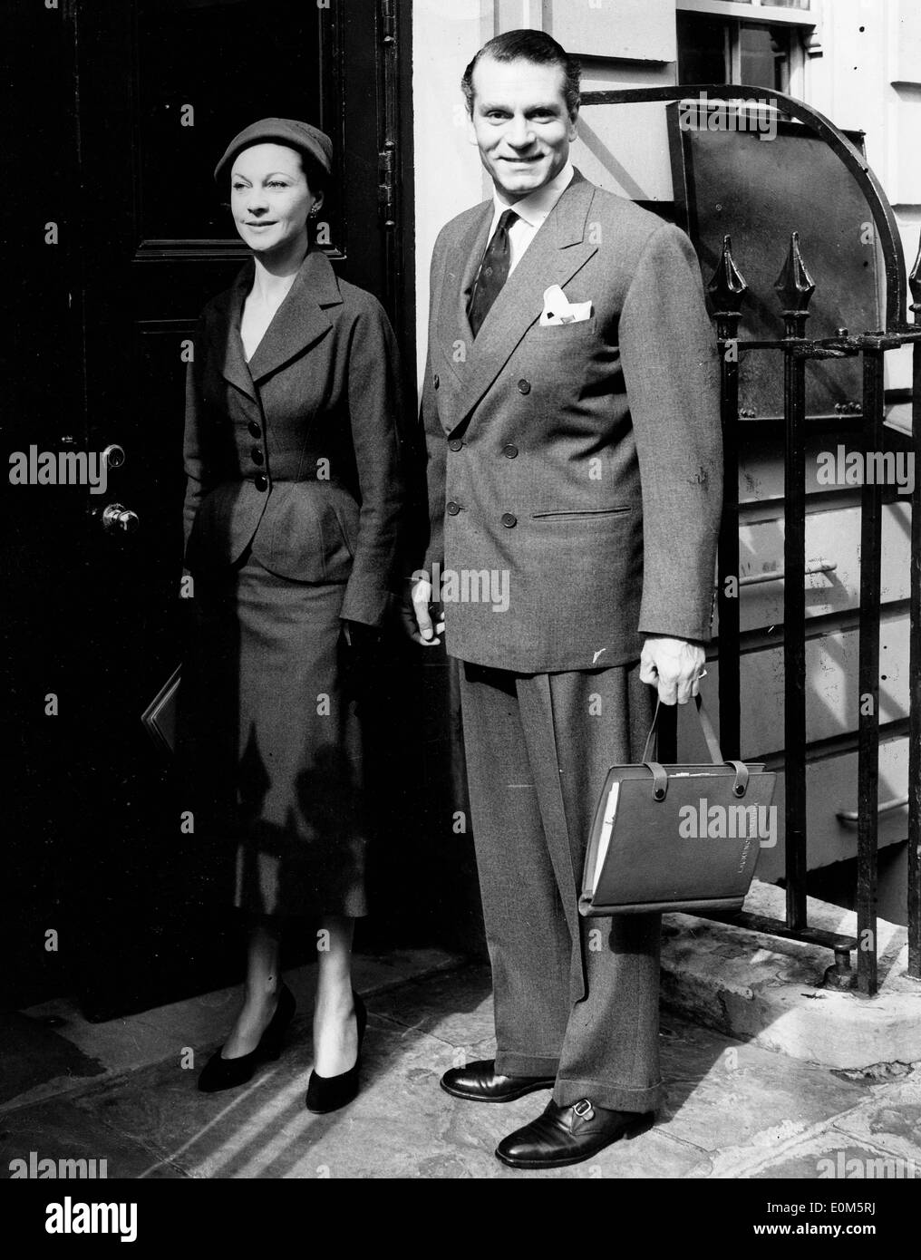 Acteur Laurence Olivier et épouse Vivien Leigh sur leur façon de rehearsal Banque D'Images