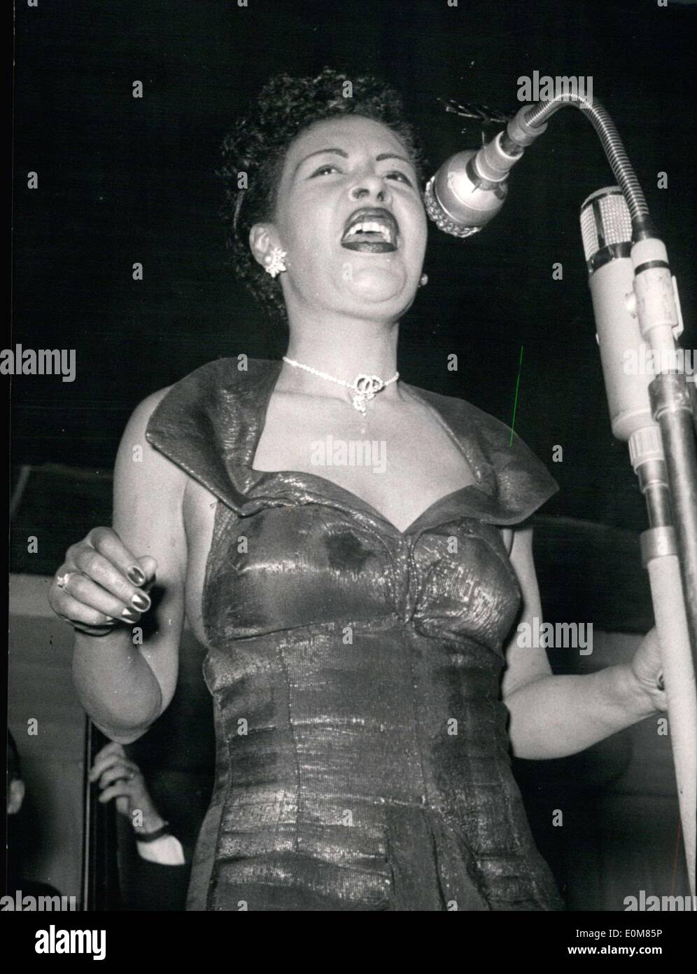 20 janvier 1954 - Billie Holiday, chanteuse de jazz et de Blues, en tournée en Allemagne. Banque D'Images