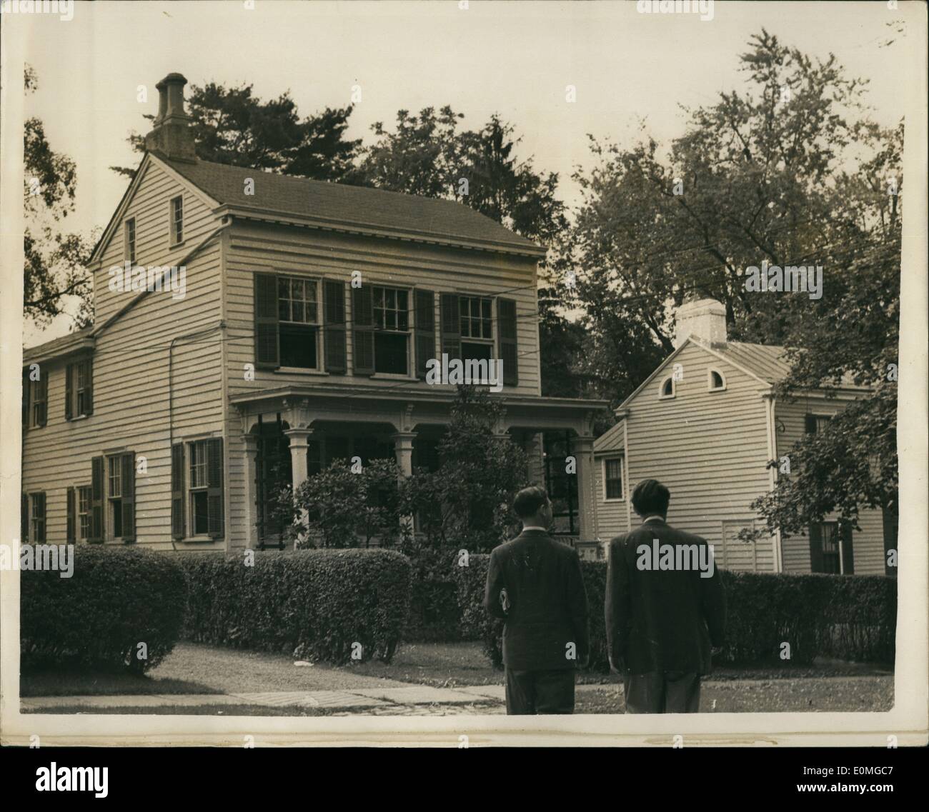 Avril 04, 1955 - le scientifique le plus célèbre du monde meurt le professeur Einstein - 76. La charmante petite maison de banlieue à l'Université américaine de la ville de Princeton - Accueil du professeur Albert Einstein Banque D'Images