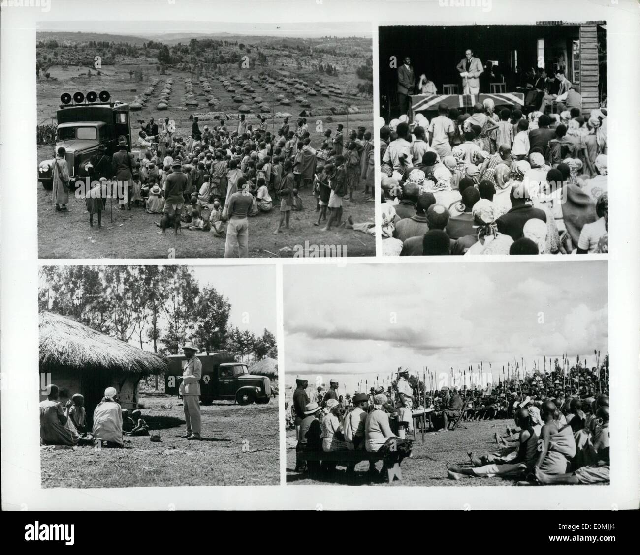 Juin 06, 1955 - Méthodes contre Mau Mau : la campagne militaire contre les Mau Mau est dans sa dernière phase au Kenya, Afrique. La véritable tâche qui nous attend est de réhabiliter et de gagner le gros de la tribu Kikuyu, qui pendant des années ont été soumis à une propagande Mau Mau et souvent violente de la persuasion. Photo montre en haut à gauche : une foule recueillie à écouter comme un Kenya information gouvernementale van s'arrête à côté de place du marché de la réserve Kikuyu.par un haut-parleur Kikuyu fidèles de dire le mal fait par Mau Mau et ensuite distribuer les journaux et brochures Banque D'Images
