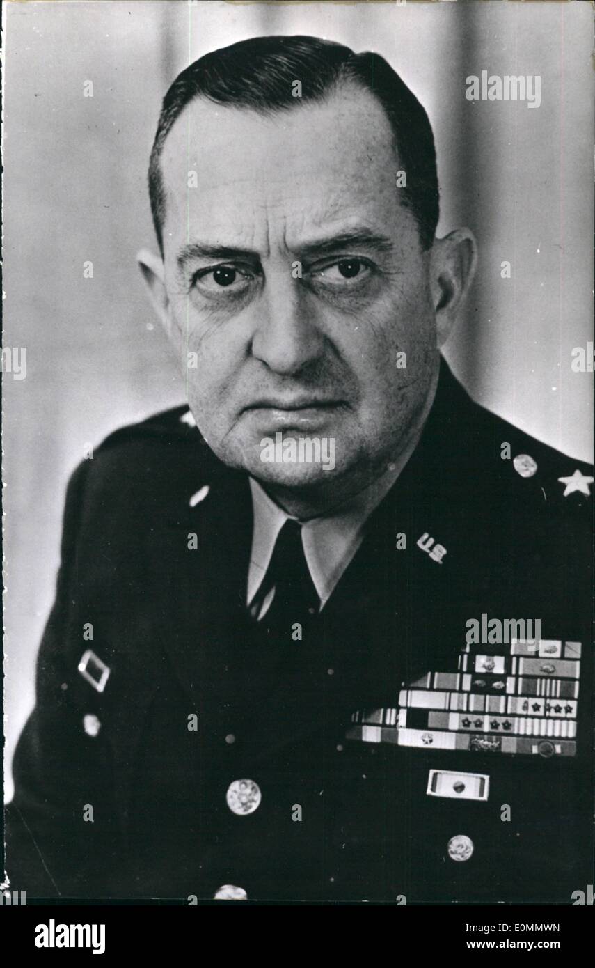 Mar. 03, 1956 - Le maire général Clark L. Ruffner est suivi par Bradley en conseil. Nous le ministère de la Défense a déclaré le général major Joseph S. Bradley (JOSEPH BRADLEY) suite General-Major Ruffner (RUFFNER) dans (IAAG) Banque D'Images