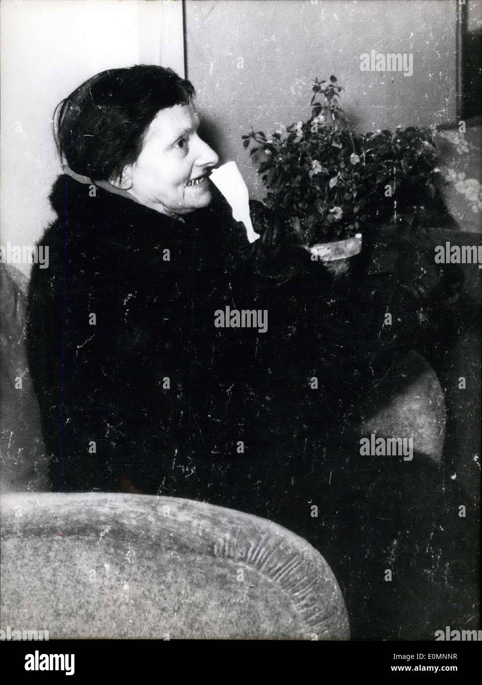27 mars 1956 - Anastasia Anastasia ou non ? Cette question occupe les 36 dernières années, non seulement ses amis. Fédération des amis qui savait qu'il fille Zar de la Russie, de maintenir : Oui . Mais l'affirmation n'est pas suffisant pour prouver son identité. Les Anglais sont intéressés par l'épreuve qu'elle est, en raison de l'Anastasia Banque D'Images