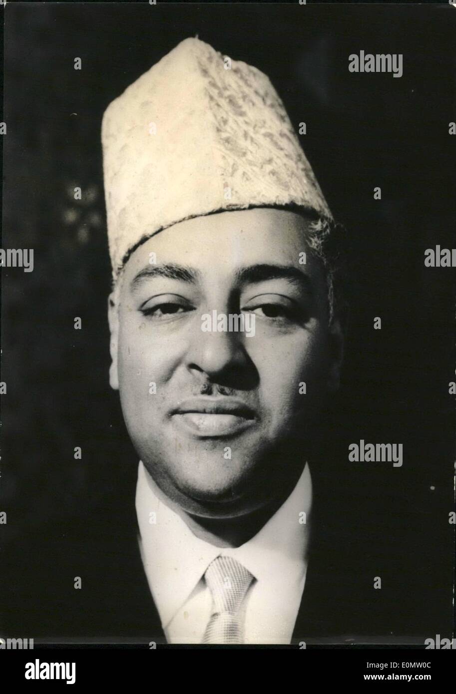 Septembre 09, 1956 - Le Maroc nomme ambassadeur à Londres : La photo montre la dernière portrait de Moulay Hassan Ben Moulay El Mehadi, ancien Kalifa de Tétouan, qui a été nommé par le Sultan, Ambassadeur du Maroc à Londres. Banque D'Images