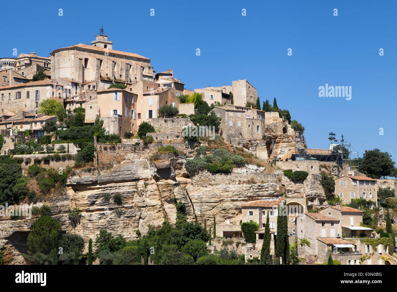 Village perché de Gordes en Luberon, Provence, France. Banque D'Images