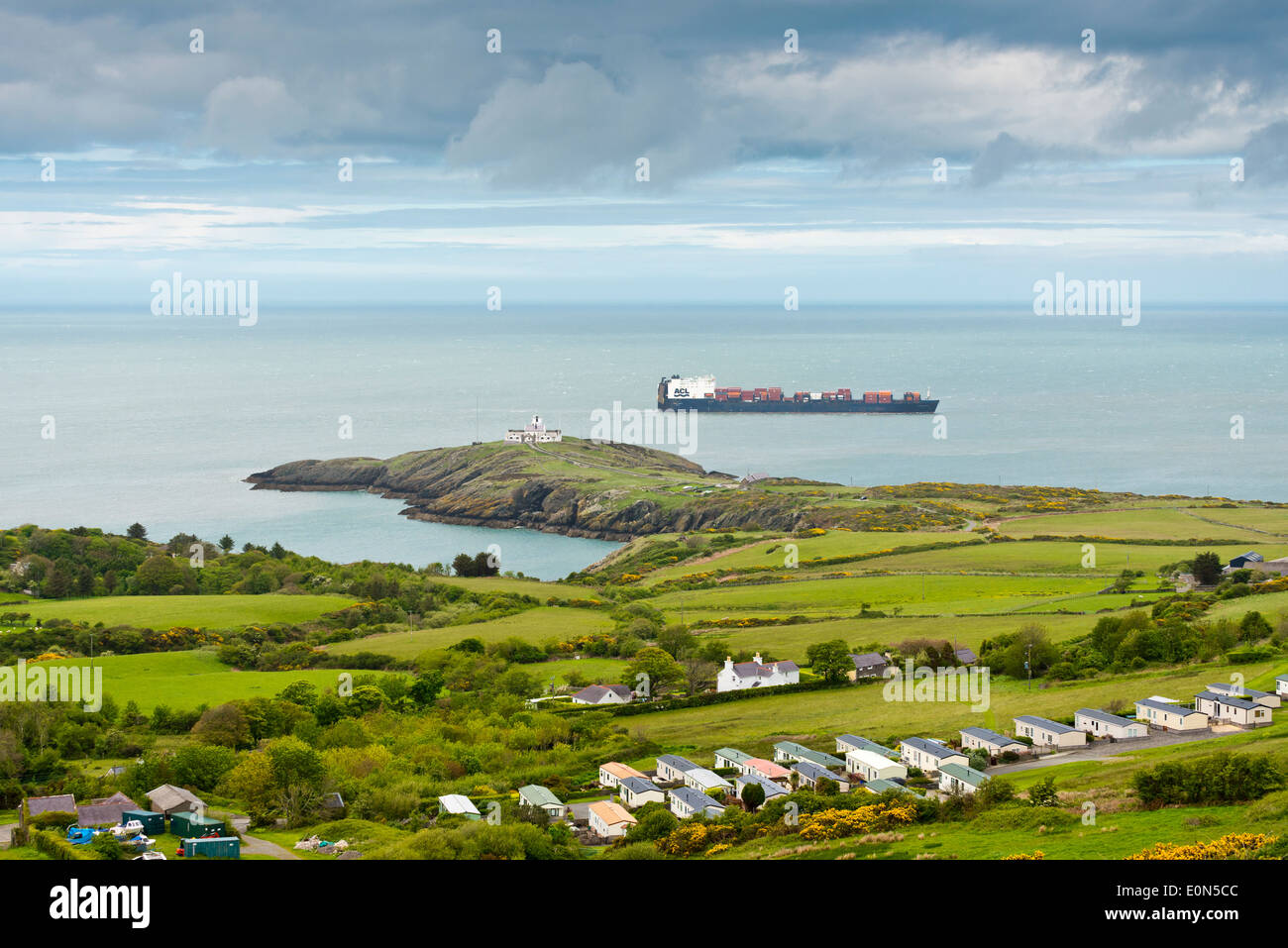 Cartier atlantique passant par le point d'Anglesey au nord du Pays de Galles UK Lynas Banque D'Images
