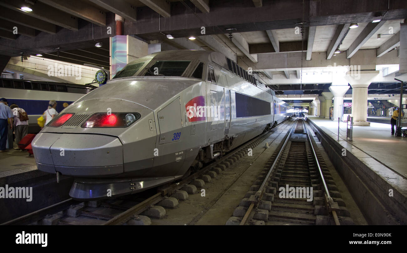 Réseau TGV im Bahnhof Montparnasse, Paris, Frankreich - TGV Réseau en gare Montparnasse, Paris, France Banque D'Images