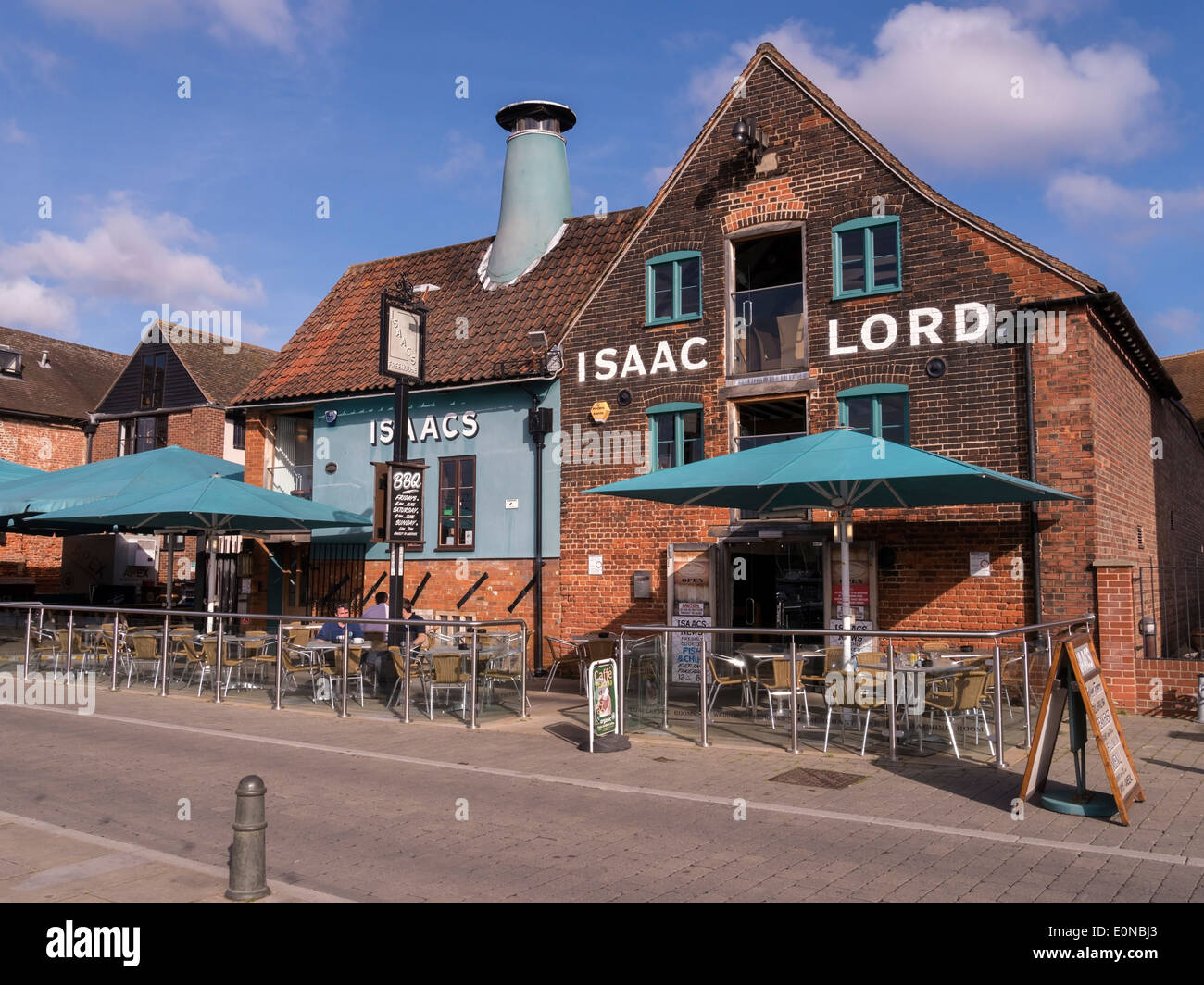 Vieux Seigneur Isaac Isaacs () restaurant et pub sur le quai, Ipswich, Suffolk, UK Banque D'Images