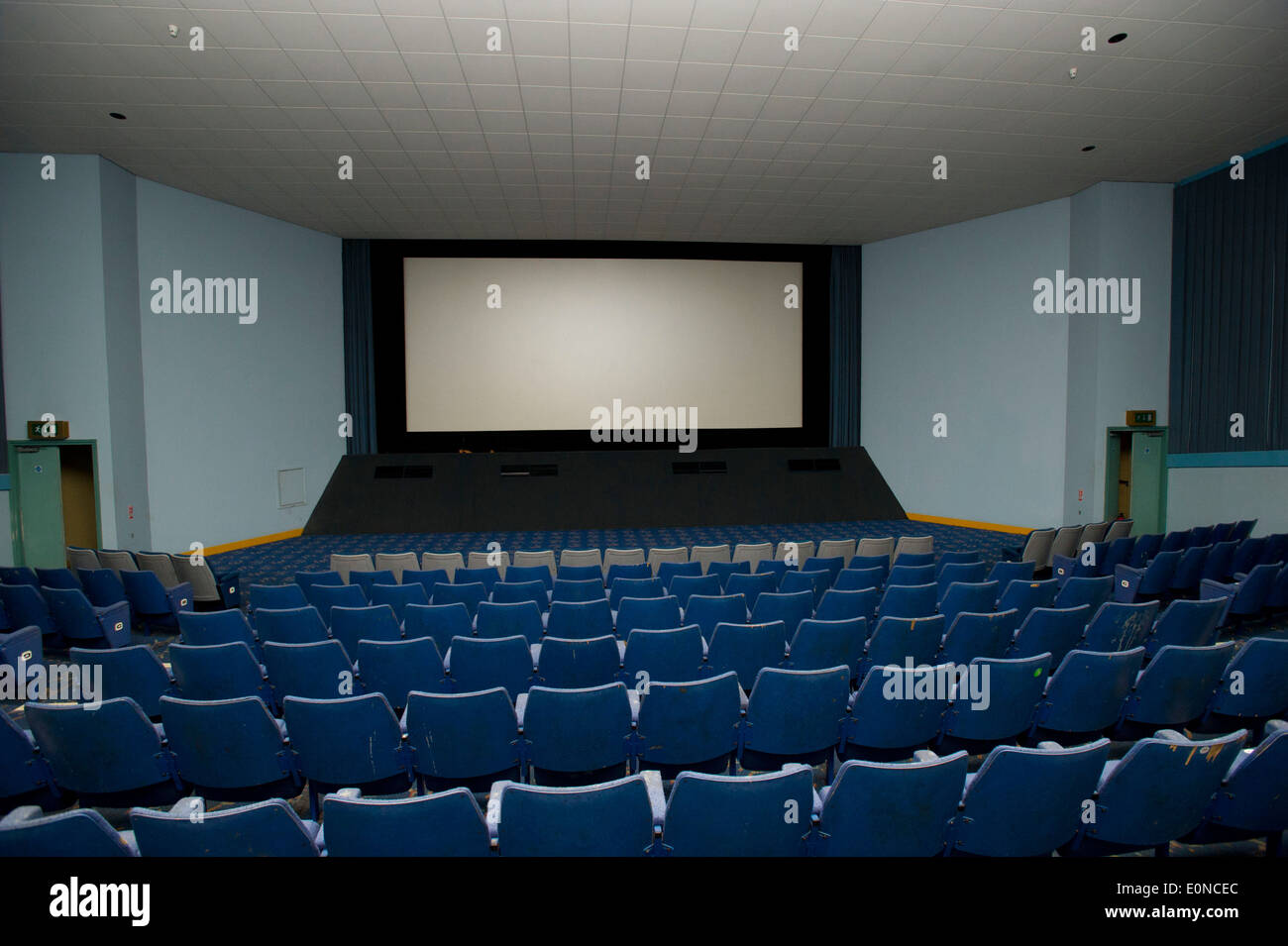 L'intérieur d'un ancien cinéma. Banque D'Images