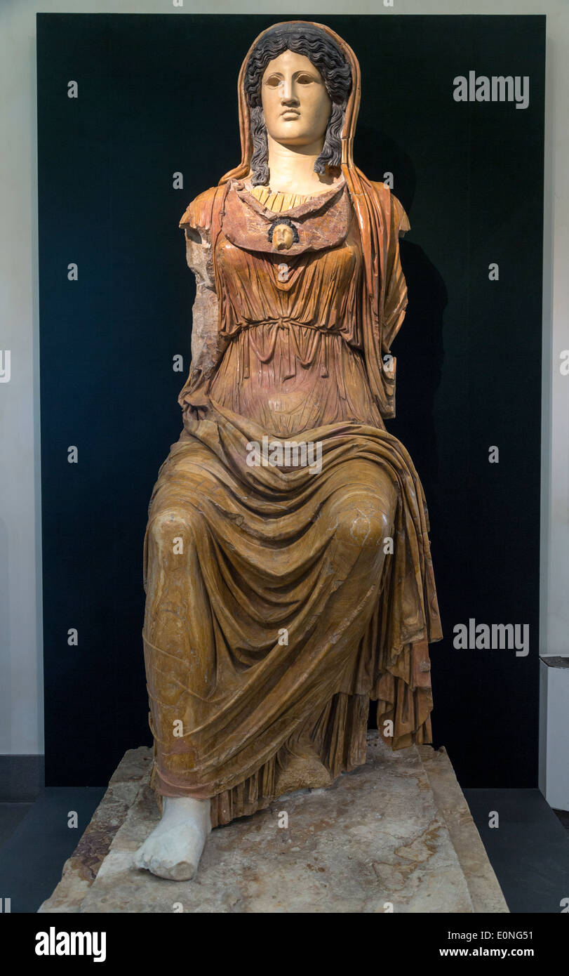 Statue colossale de Minvera romain, Musée National de Rome, Museo Nazionale Romano, Palais Massimo alle Terme, Rome, Italie Banque D'Images