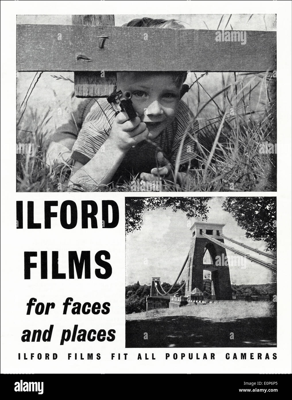 1950 publicité pour le magazine britannique de films ILFORD daté de juillet 1957 Banque D'Images