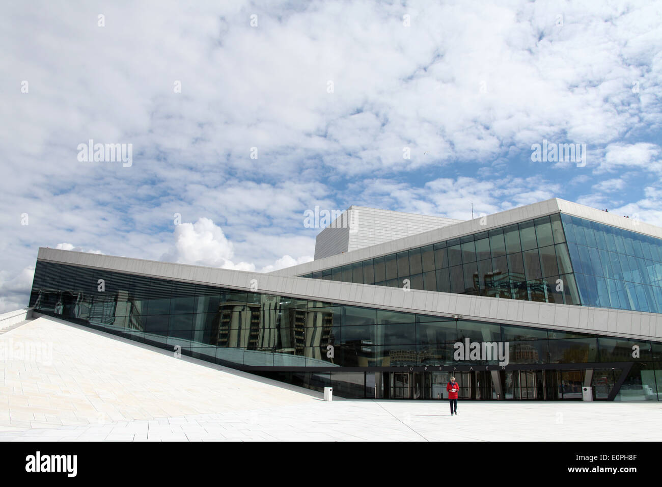 Opéra d'Oslo qui est le foyer de l'Opéra et de Ballet de Norvège Banque D'Images