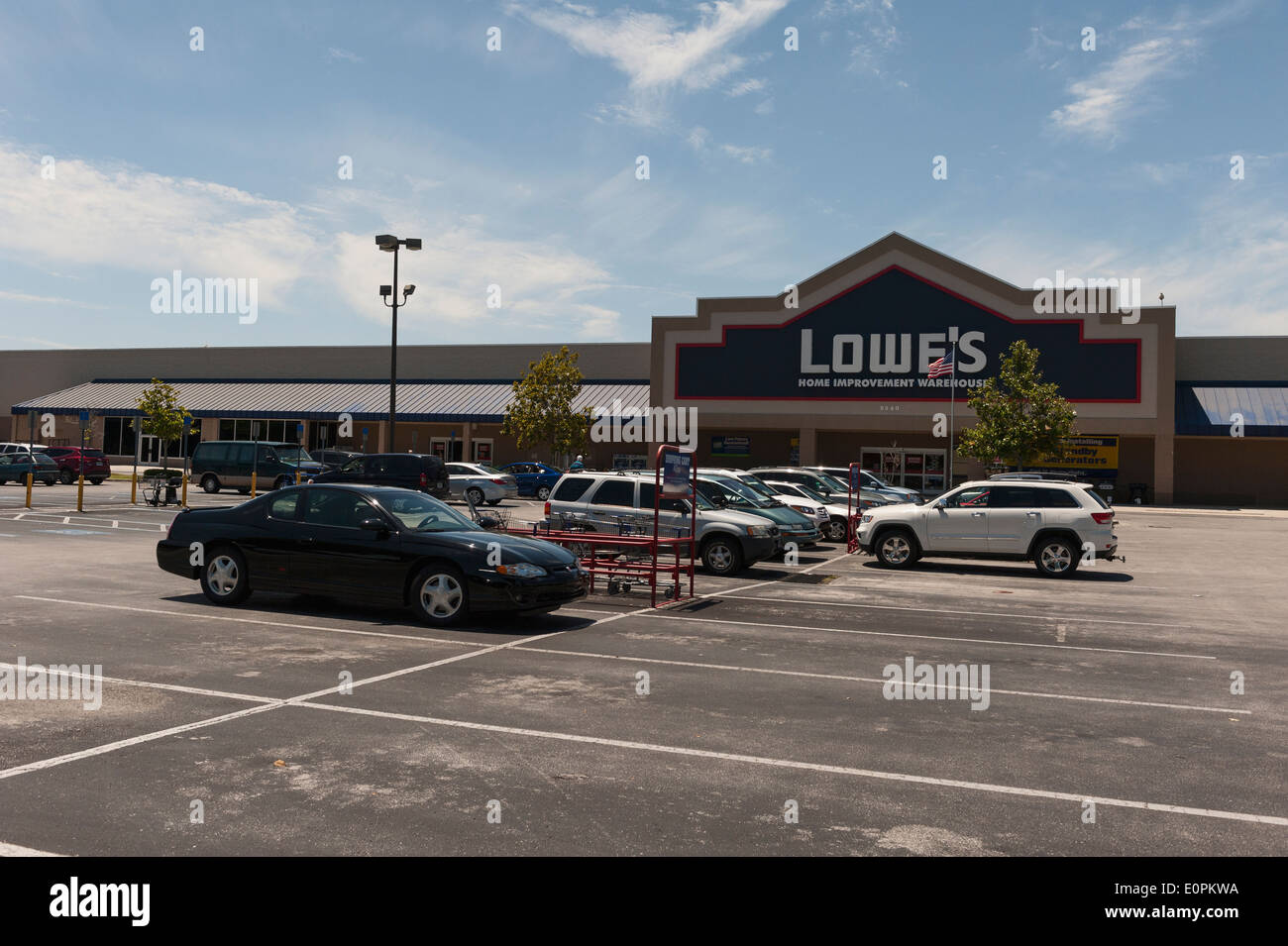 Magasin d'approvisionnement de Lowe's situé à Leesburg, en Floride, USA Banque D'Images