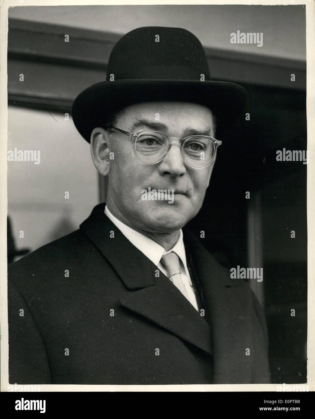 02 février 1957 - le nouvel ambassadeur de Grande-Bretagne arrive ici par air : America's nouvel ambassadeur en Grande-Bretagne, M. John Hay ''JOC Banque D'Images