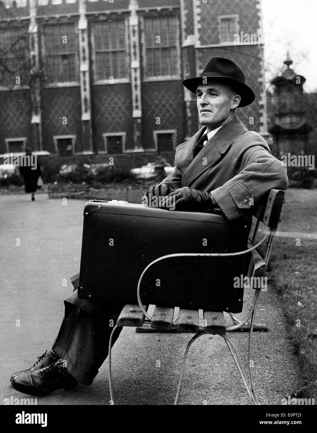 Déc 14, 1956 ; Londres, Royaume-Uni ; 28 ans Peter Whitehead est libéré après 12 années par la haute cour. Banque D'Images