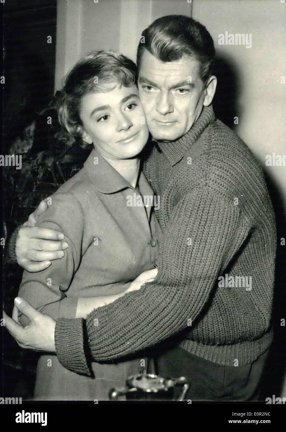 15 déc., 1957 - Jean Marais et Daniele Delorme sont co-vedette dans le  nouveau film ''Chaque jour un fils St'' chaque jour a son s Photo Stock -  Alamy