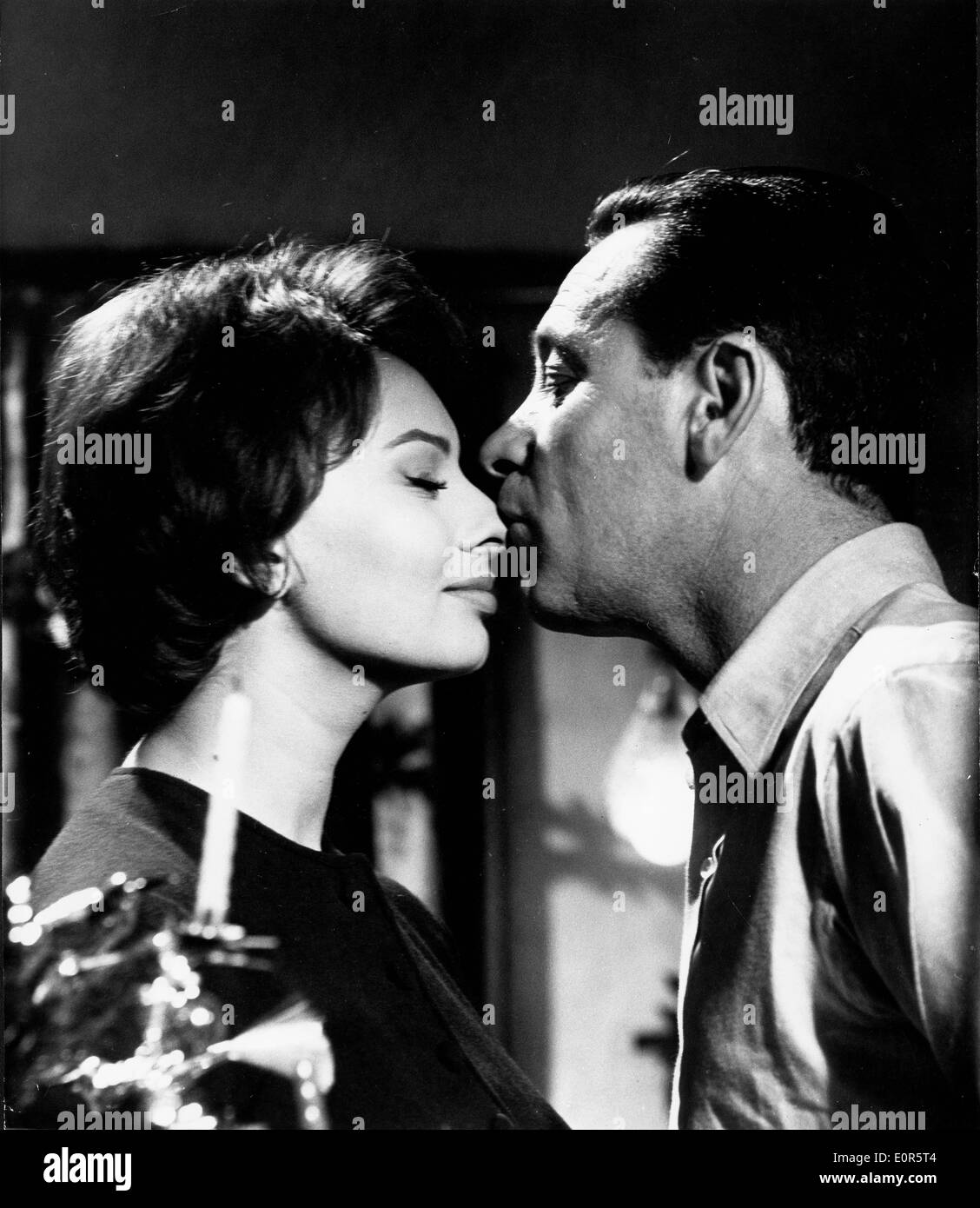 Acteurs Sophia Loren et William Holden dans le film 'La clé' Banque D'Images