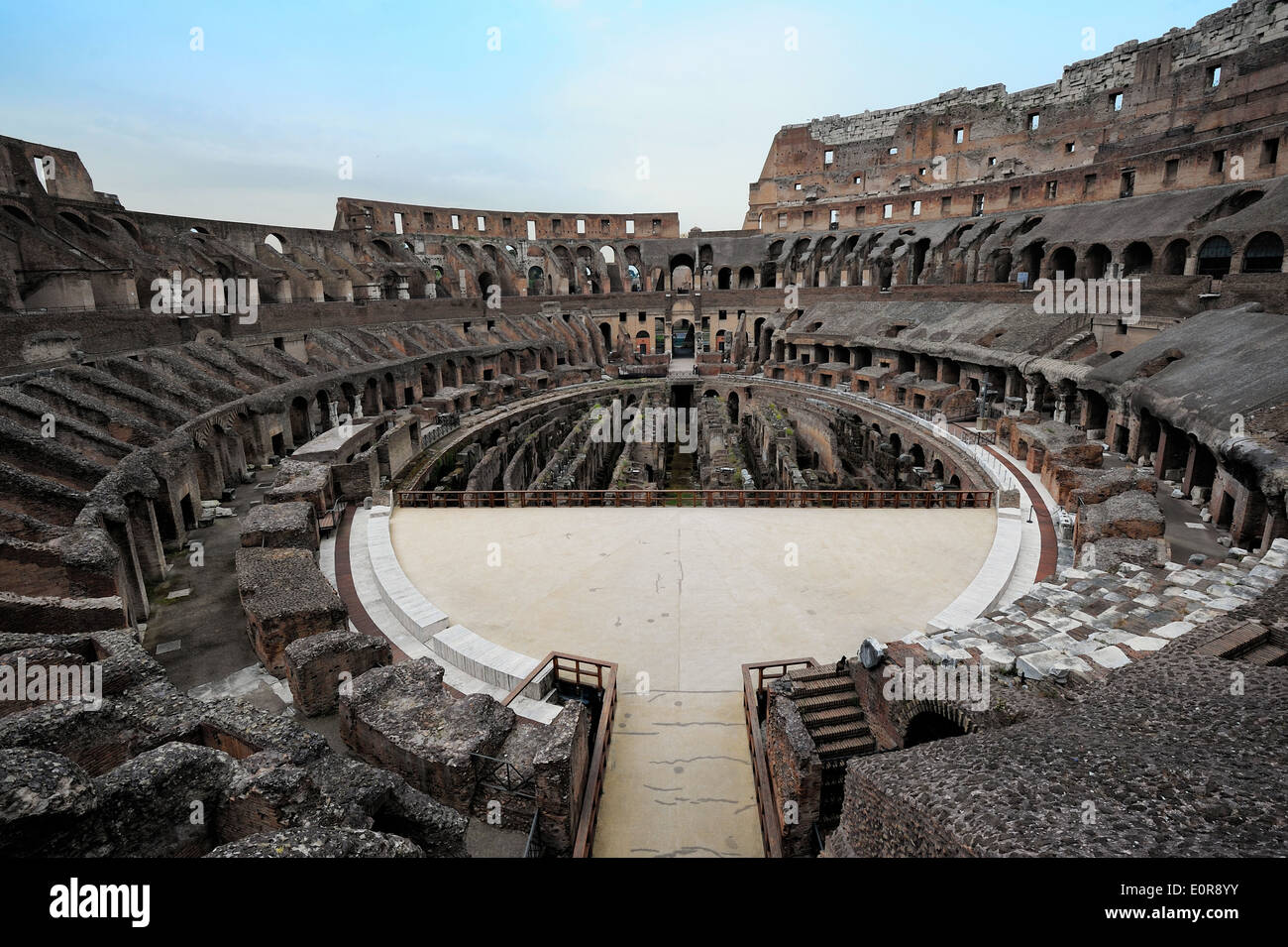 Rome, Italie - l'intérieur de l'amphithéâtre Flavien (Colisée) Banque D'Images