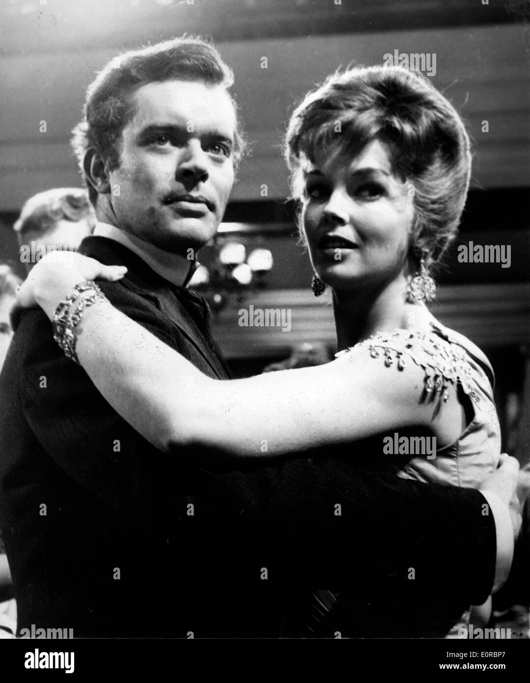 Dawn Addams et Paul Massie dans 'deux face du Dr Jekyll" Banque D'Images