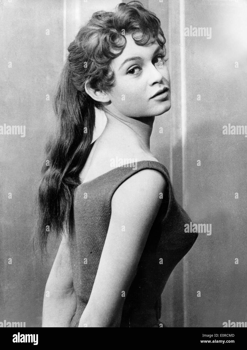 Portrait de l'actrice Brigitte Bardot avec les cheveux longs Banque D'Images