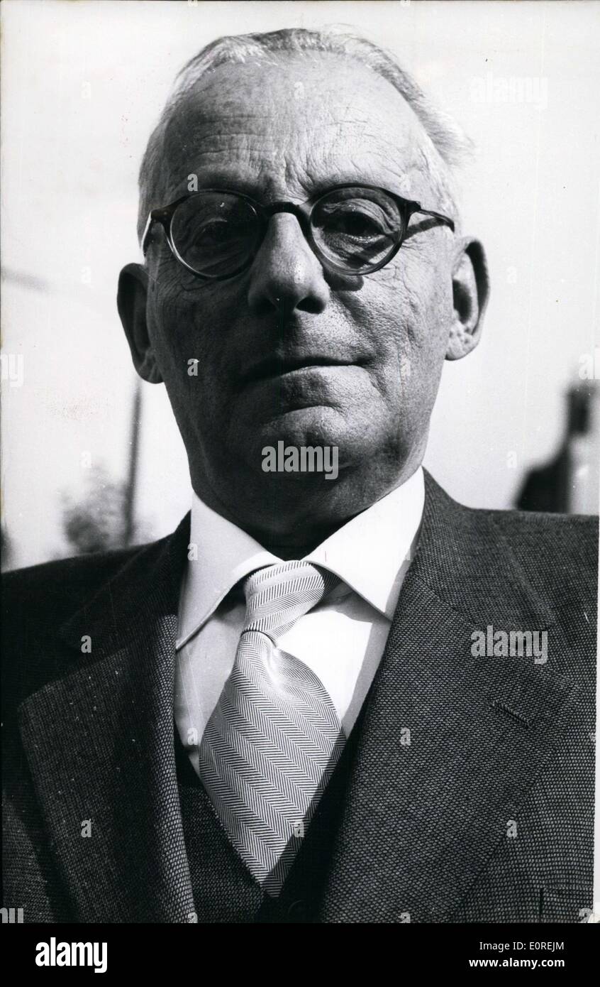 12 mai 1959 - La photo est scénariste de Max Brod. Il était célèbre ...