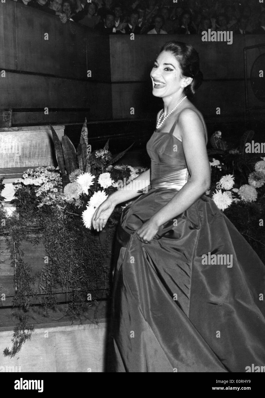 Maria Callas après sa première performance au Royaume-Uni Banque D'Images