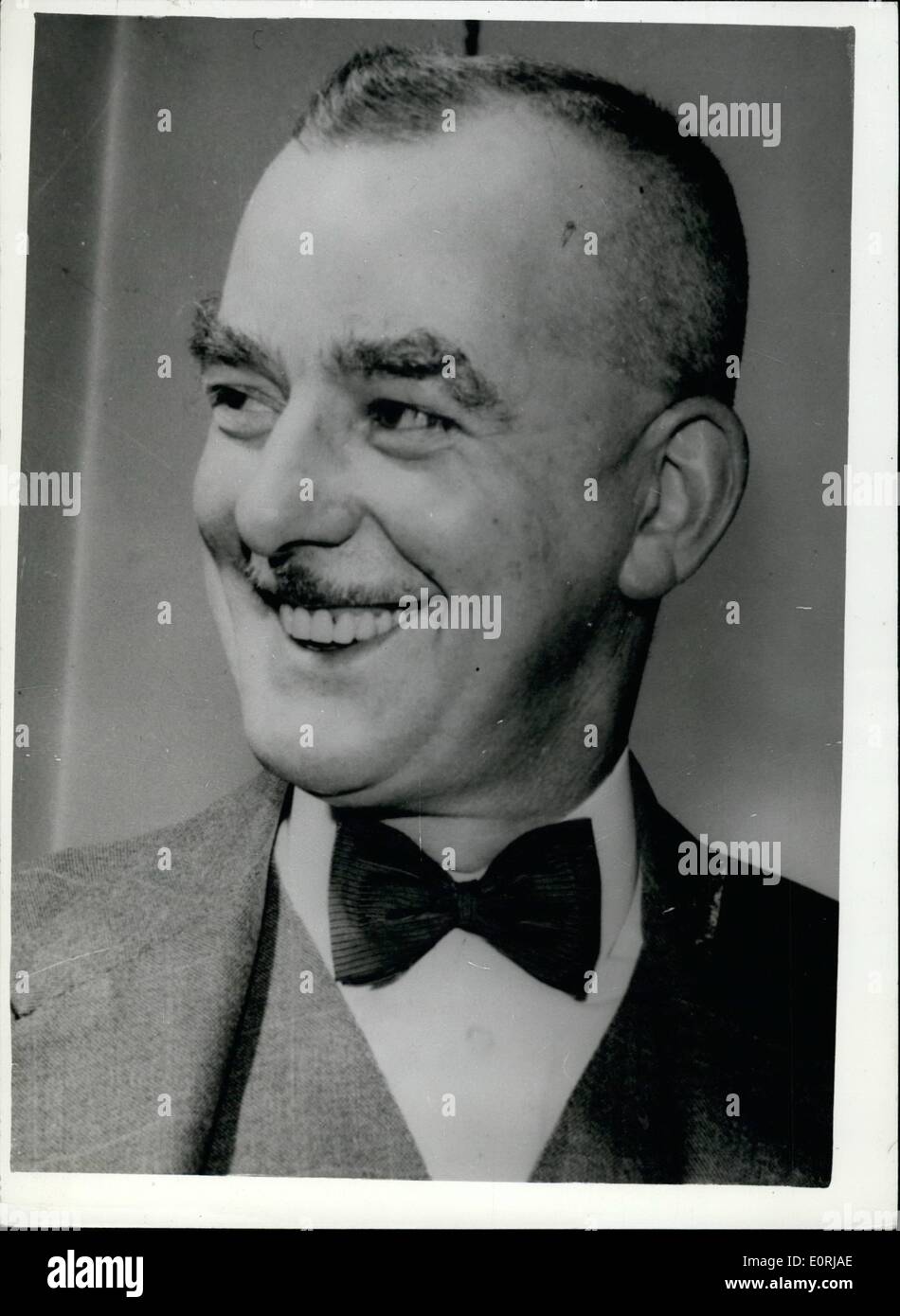 11 novembre 1959 - l'homme qui se bloque, fritz guenther podola - était un ami de sa victime. M. Harry Allen le bourreau - qui va exécuter demain Guenther Podola fritz, pour le meurtre de sergent-détective. Raymond Purdy - a dit hier qu'il était un ami de purdy - la victime de l'allemand. Le moment de l'exécution à wandsworth demain, qui a été reportée de l'habituel 9 a.. pour de la clé de contrôle 9-45 h de sorte que quand il est pendu les autres prisonniers seront au travail. photo montre M. Harry Allen le bourreau officiel - qui accrochera Podola demain. Banque D'Images