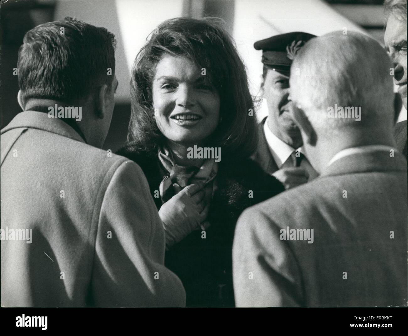 01 janvier 1960 - Rome : Mme Jacqueline Kennedy est arrivé aujourd'hui à Rome, venant de Gstaad. Il est invité d'ambassadeur d'Espagne auprès du Saint-Siège, Don Antonio Garrigues, qui connaissent les Kennedy lorsqu'il était ambassadeur à Washington. Banque D'Images