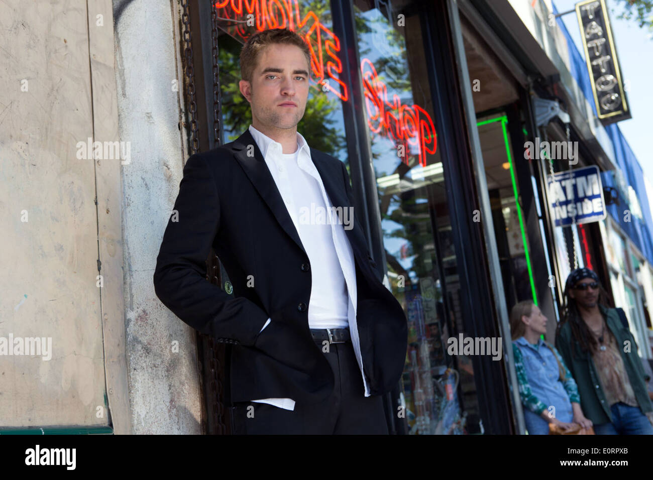 Des cartes POUR LES ÉTOILES (2014) ROBERT PATTINSON DAVID CRONENBERG (DIR) COLLECTION MOVIESTORE LTD Banque D'Images