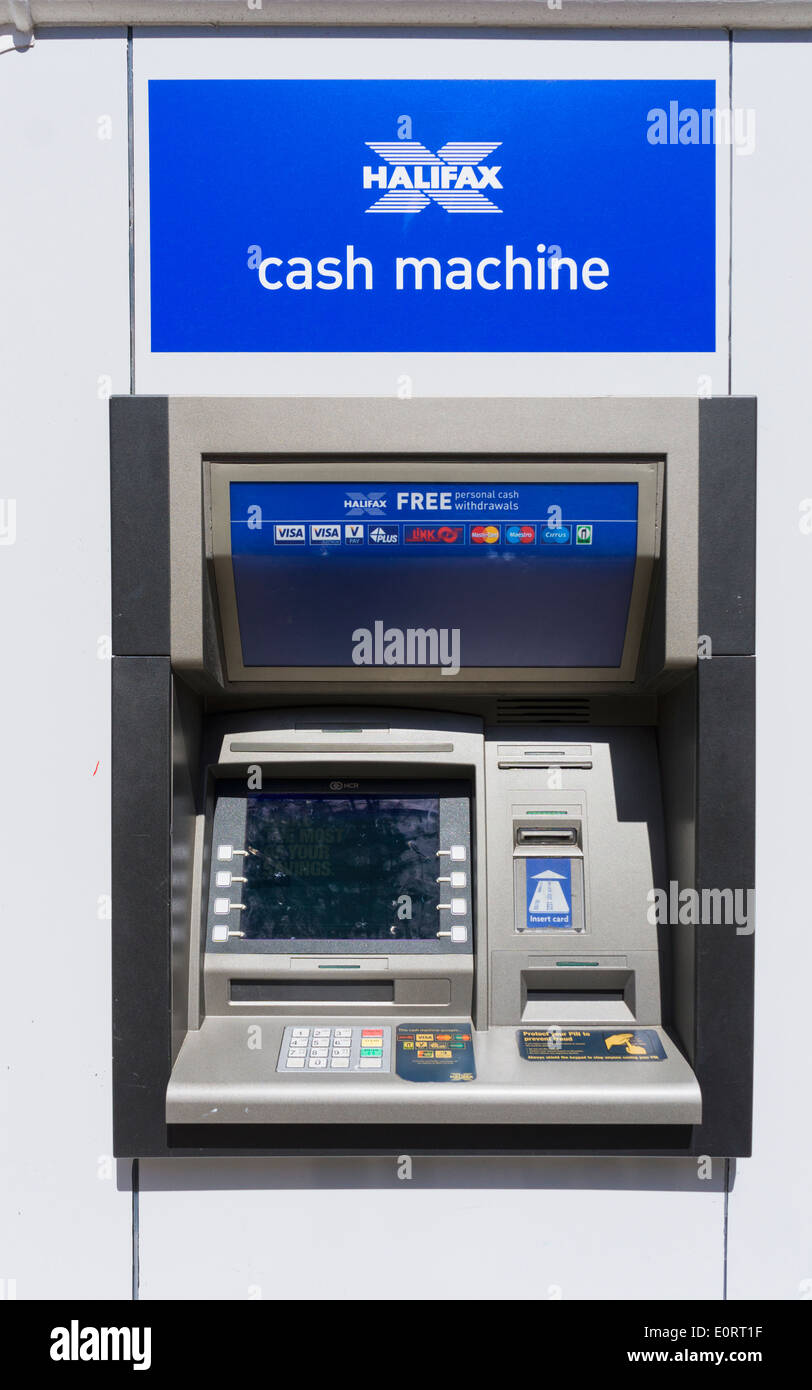 Distributeur de billets de la banque ATM Halifax, UK Banque D'Images