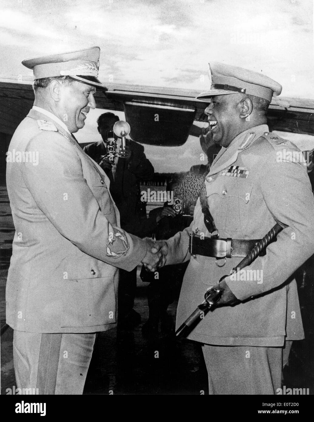 Josip Tito Ibrahim Abboud accueille à l'aéroport Batajnica Banque D'Images