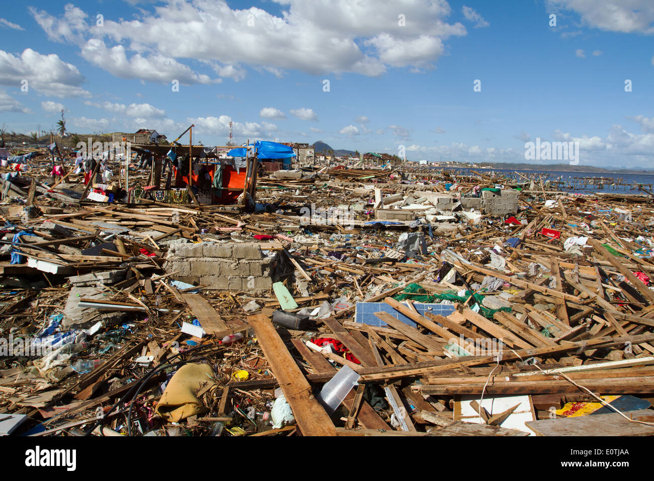 Tacloban City aplati après l'ouragan Haiyan aux Philippines Banque D'Images