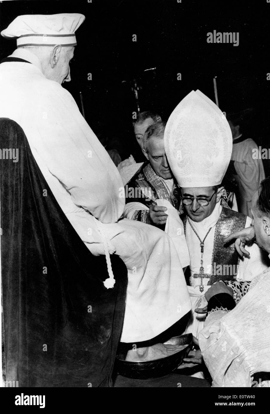 Le pape Paul Vl mène une bénédiction Banque D'Images