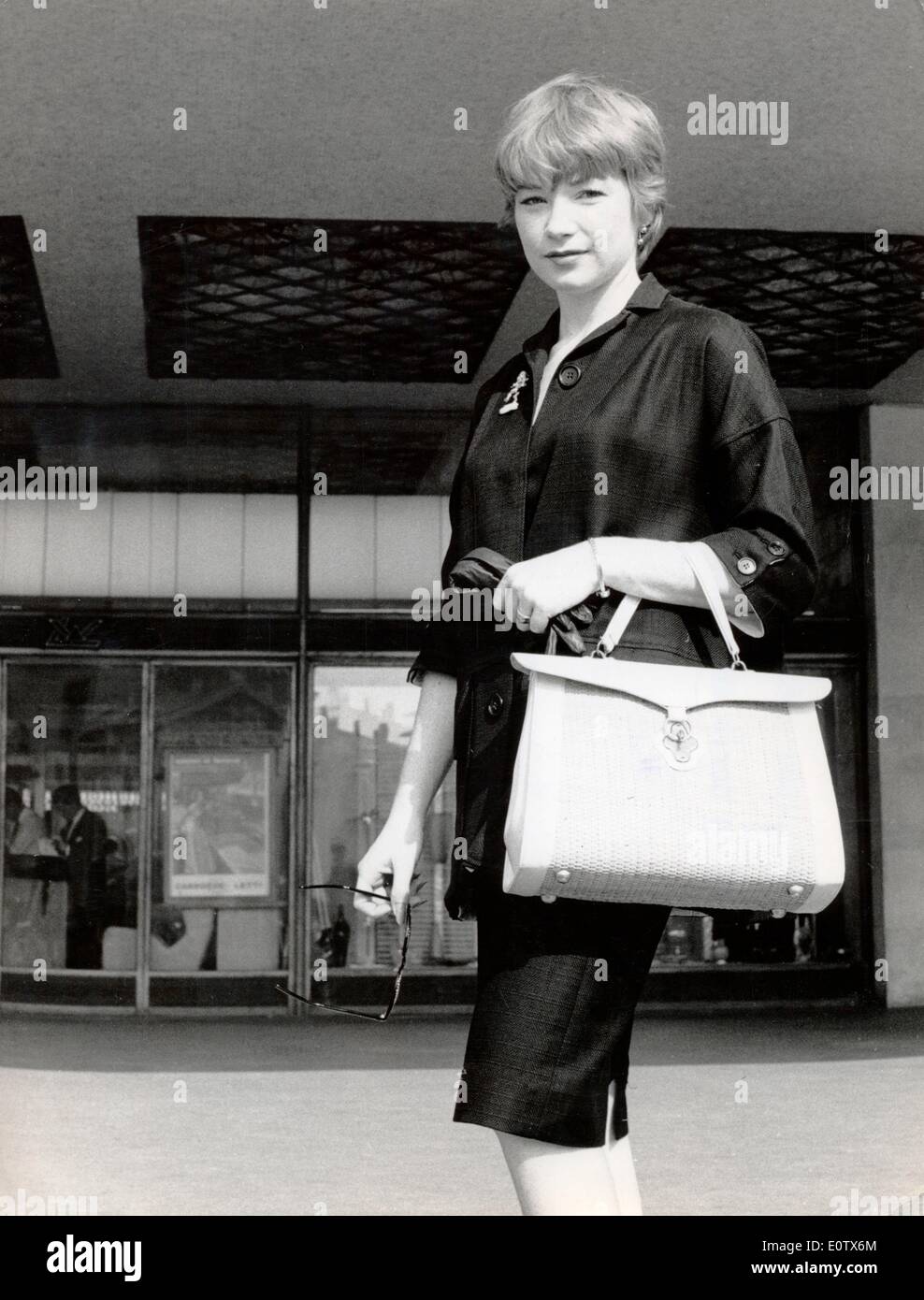 L'actrice Shirley MacLaine à l'aéroport de Venise Banque D'Images