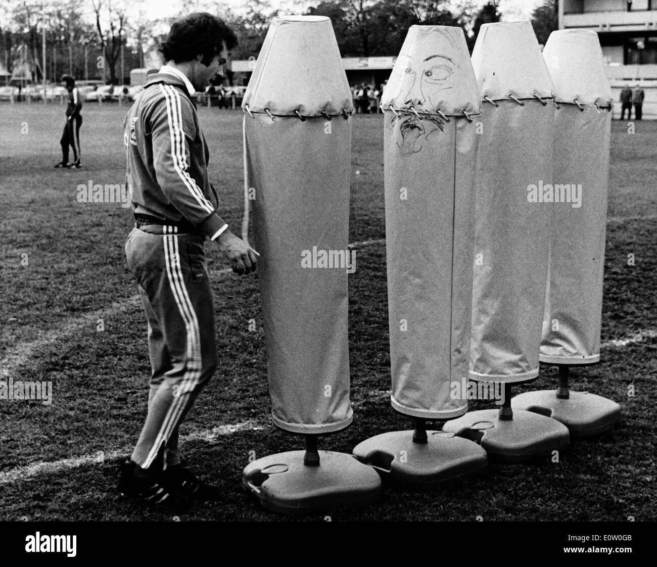 Franz Beckenbauer à un entraînement de soccer Banque D'Images