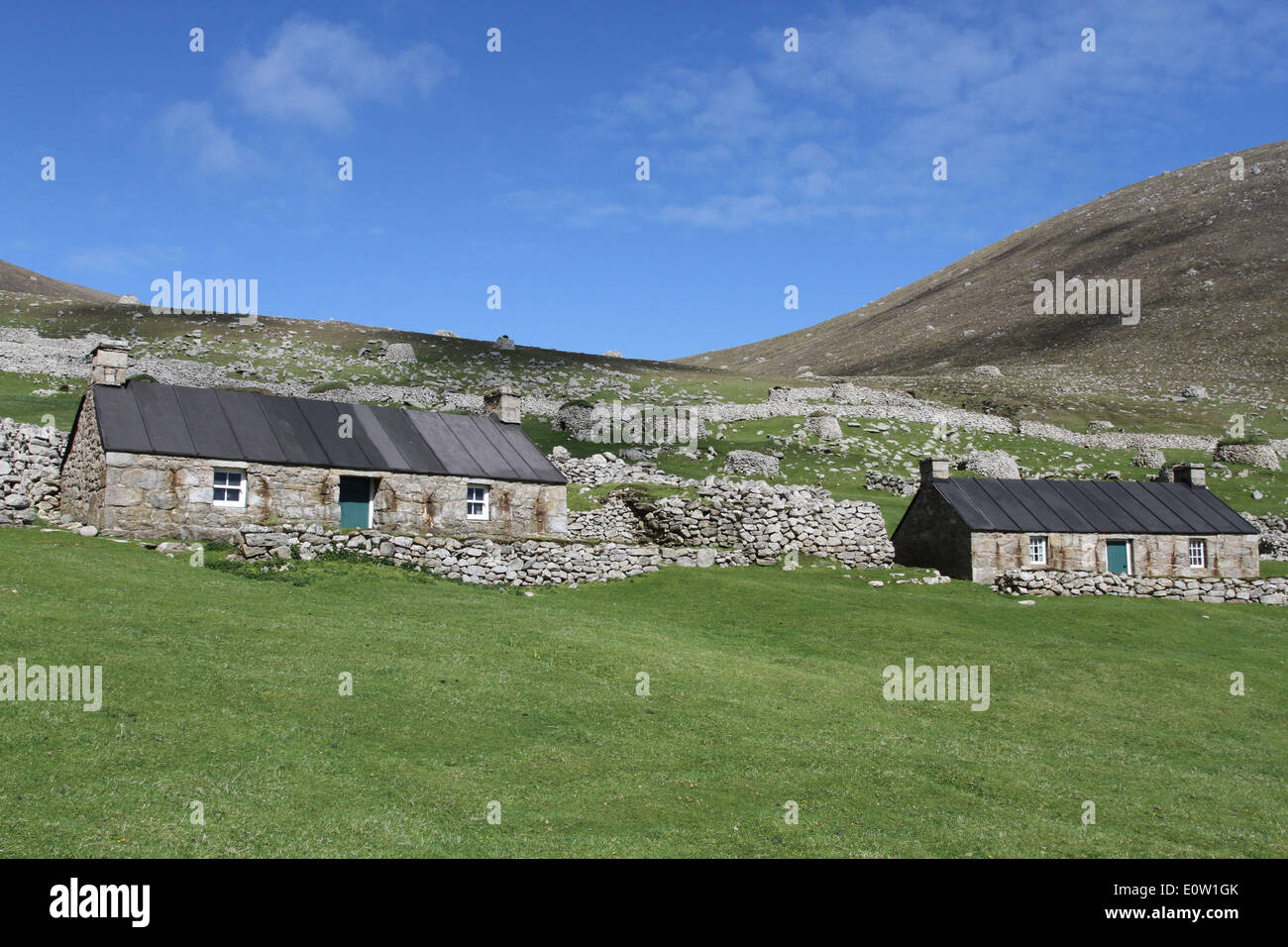 Chalets rénovés, rue main hirta st kilda ecosse mai 2014 Banque D'Images
