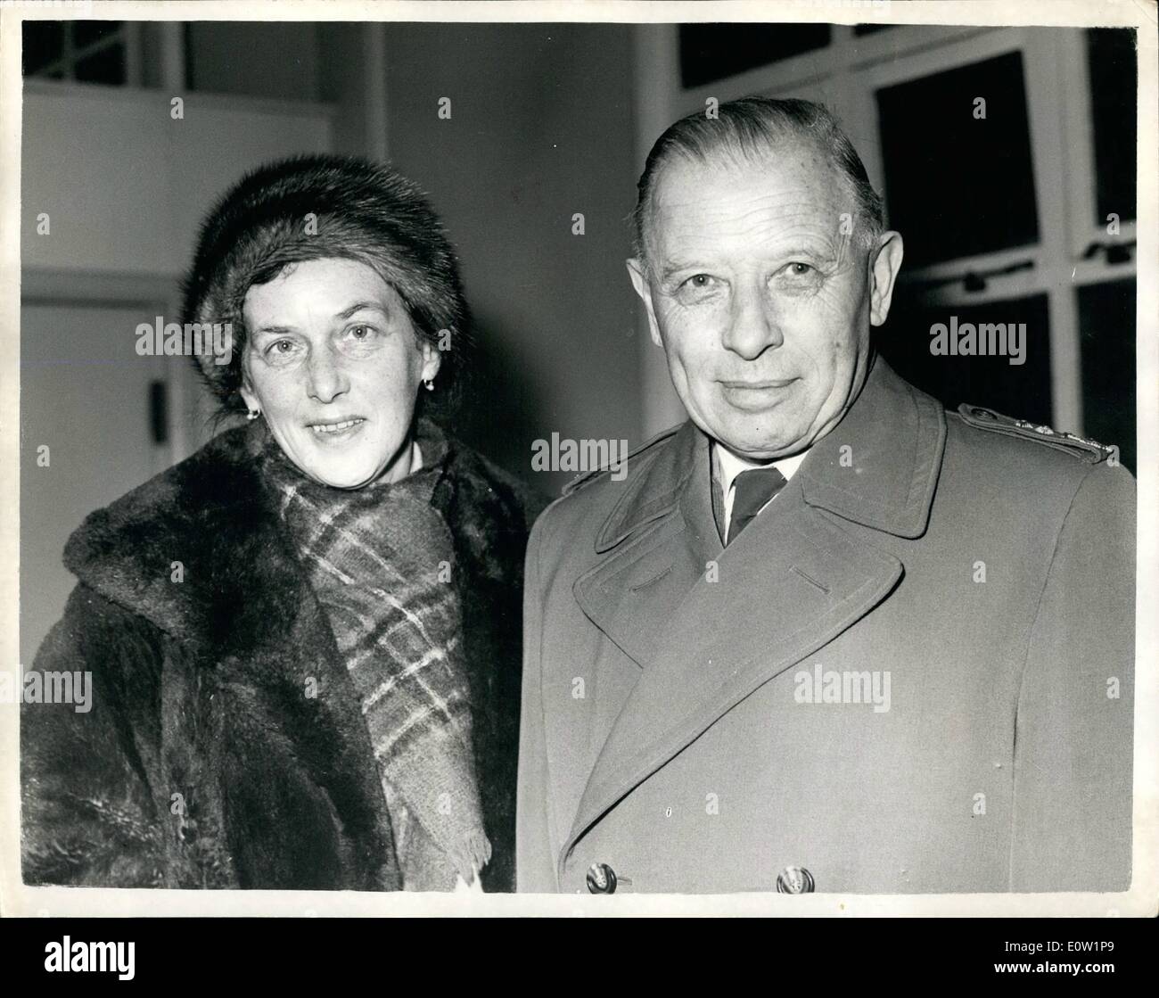 01 janvier, 1961 - L'Allemagne de l'Ouest l'arrivée du chef de cabinet ...