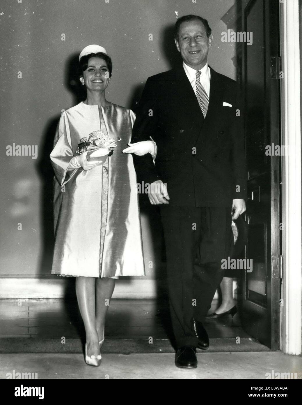 Mar. 15, 1962 - MP DU TRAVAIL ÉPOUSE HÉRITIÈRE IRAQUIEN : Harold levier, 48, du travail MP pour Manchester Cheatham, Division, aujourd'hui marié Banque D'Images