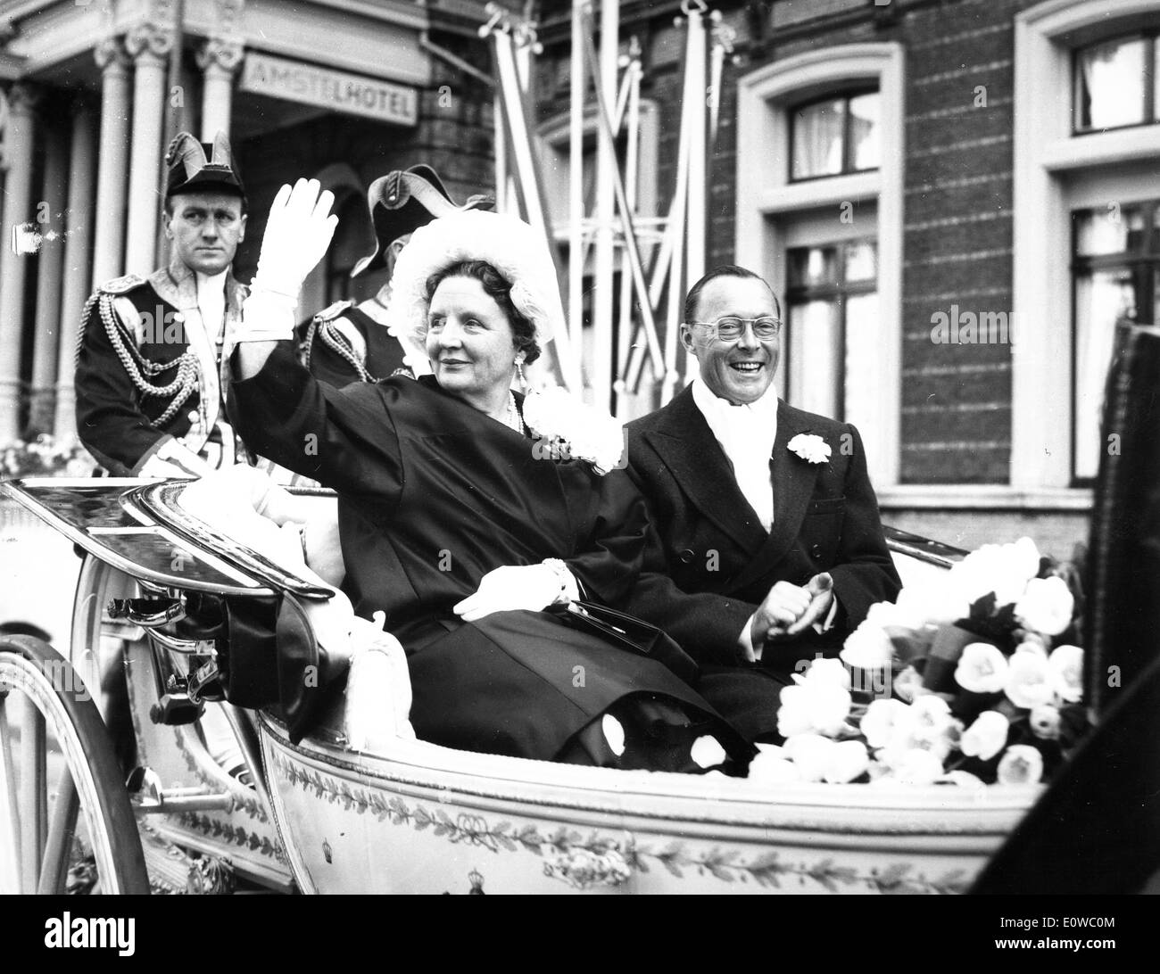 La reine Juliana et le Prince Bernhard célèbrent leur anniversaire Banque D'Images
